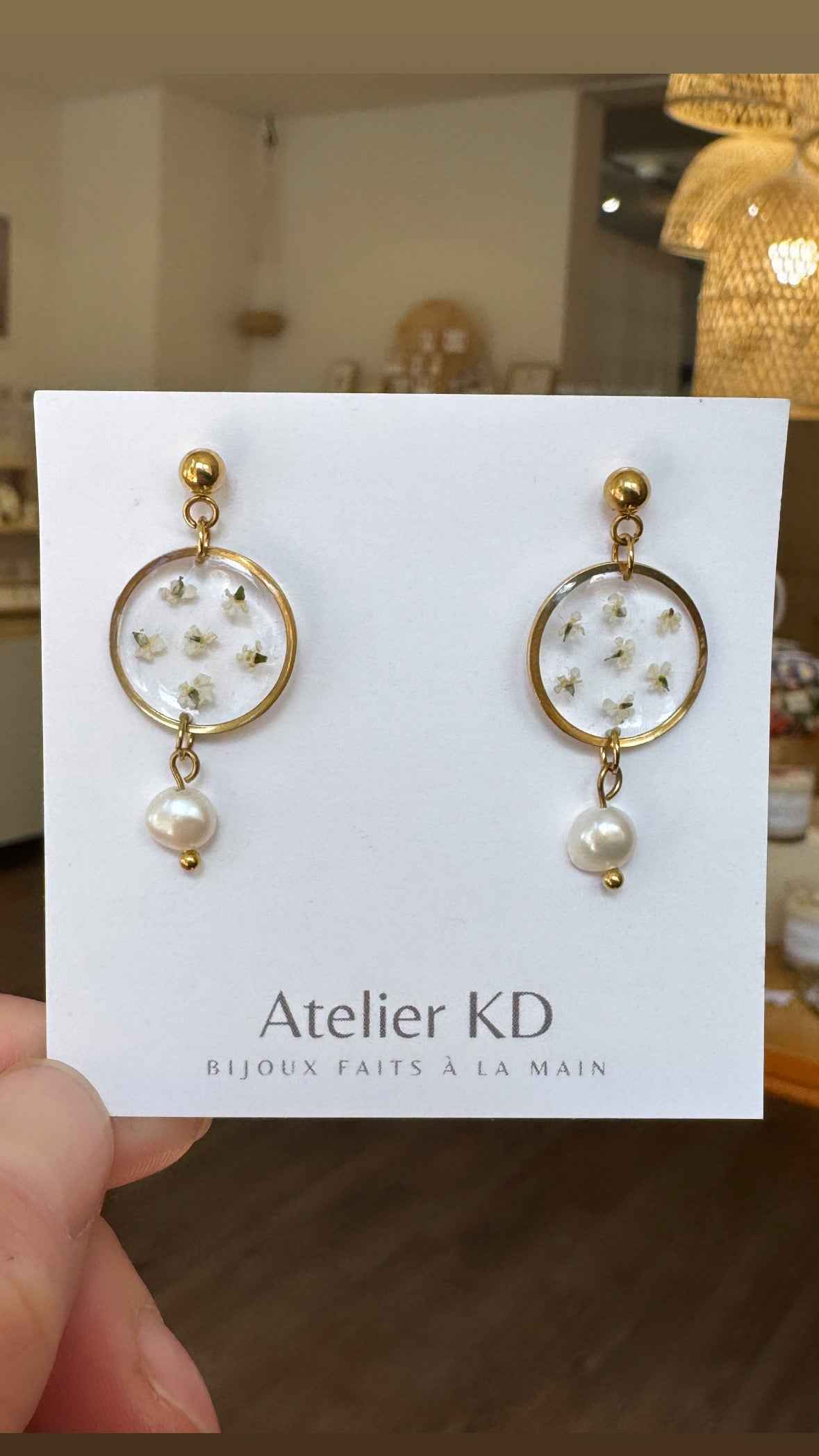 Boucles d’oreilles Perla - Estelle blanc- rond (moyen)