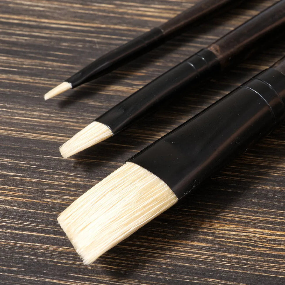 Tri-Art Artist Brushes - Long Handle Natural Bristle - Angle