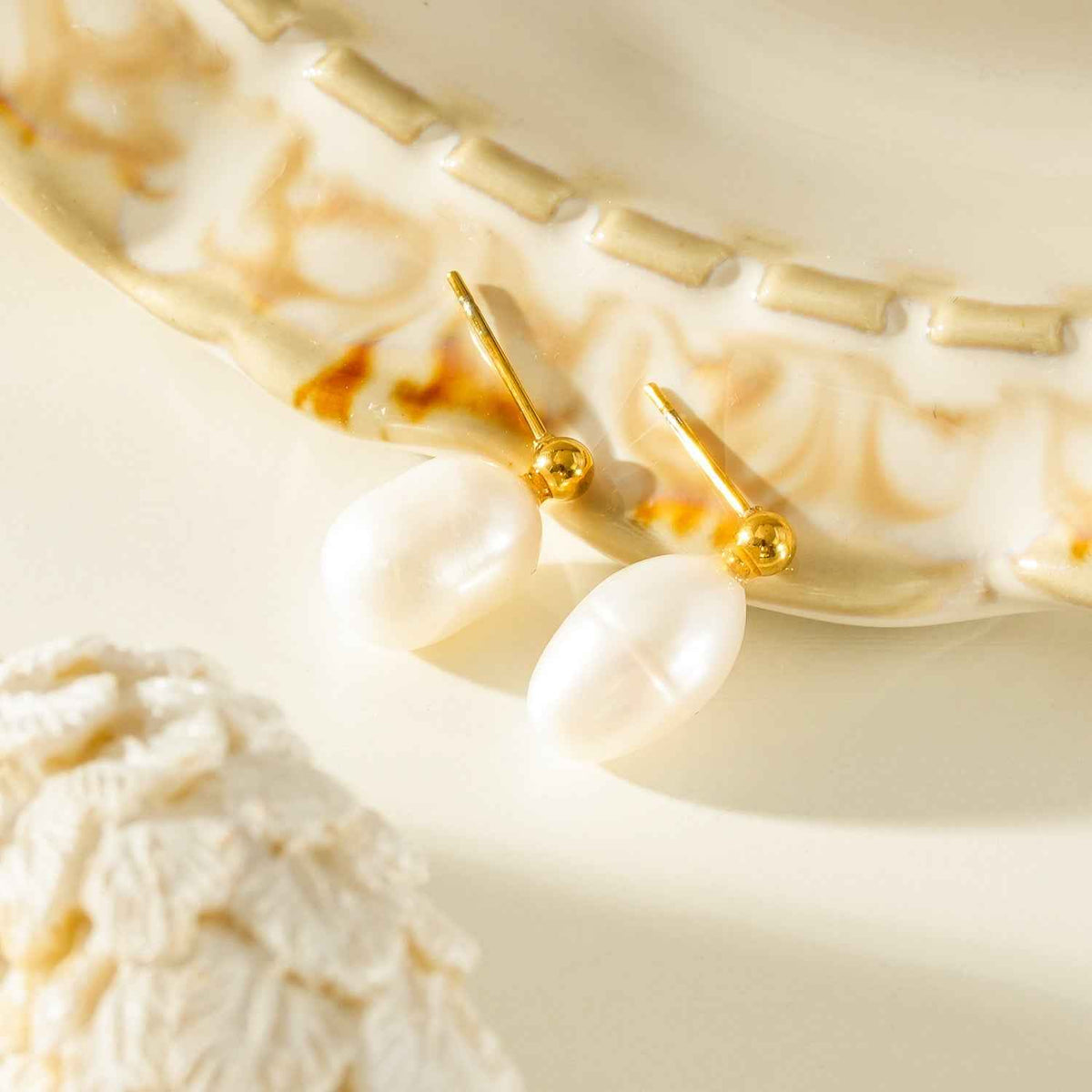 MAGANA Gold: Petit Pearl Stud Earrings with Mini Bead Crown