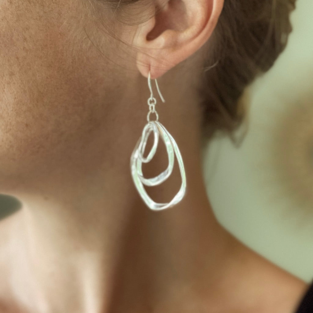 Triple Ring Earrings In Silver Plate