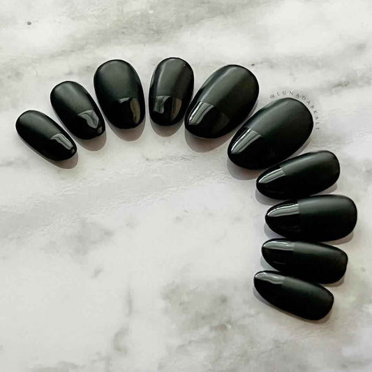 Black on Black: Tipped