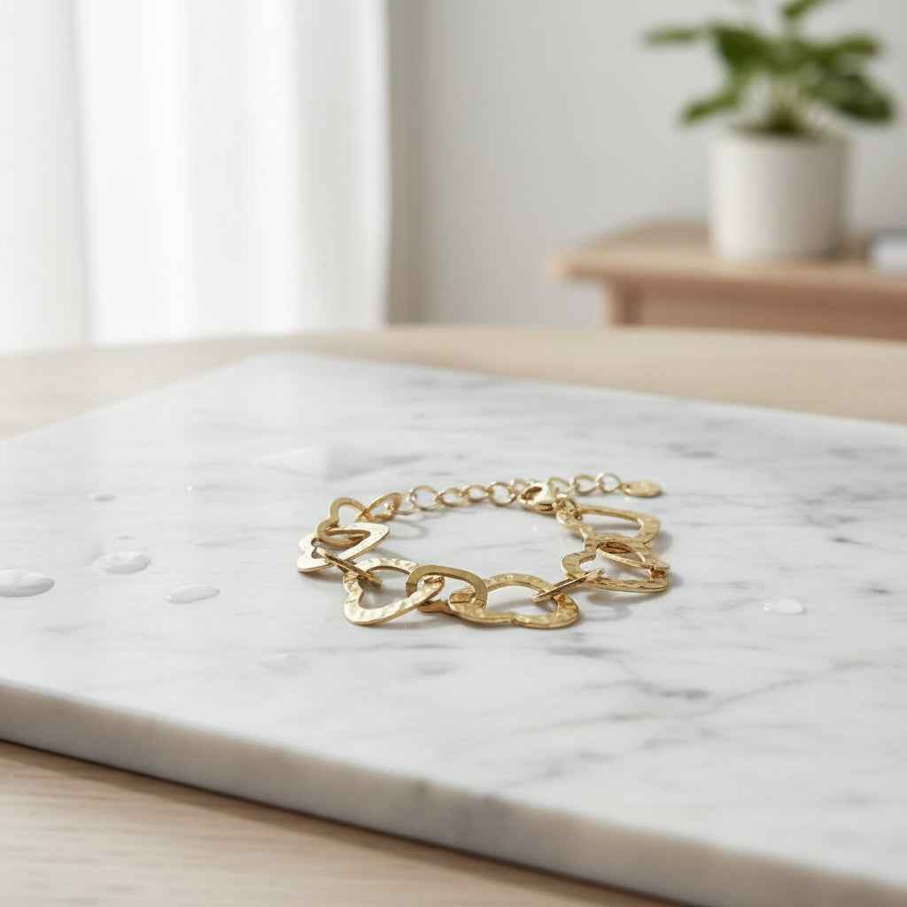 Linked Heart Bracelet - Gold Stainless Steel