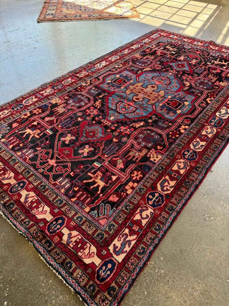 Persian Nahavand Rug | 5' 3" x 9' 8"