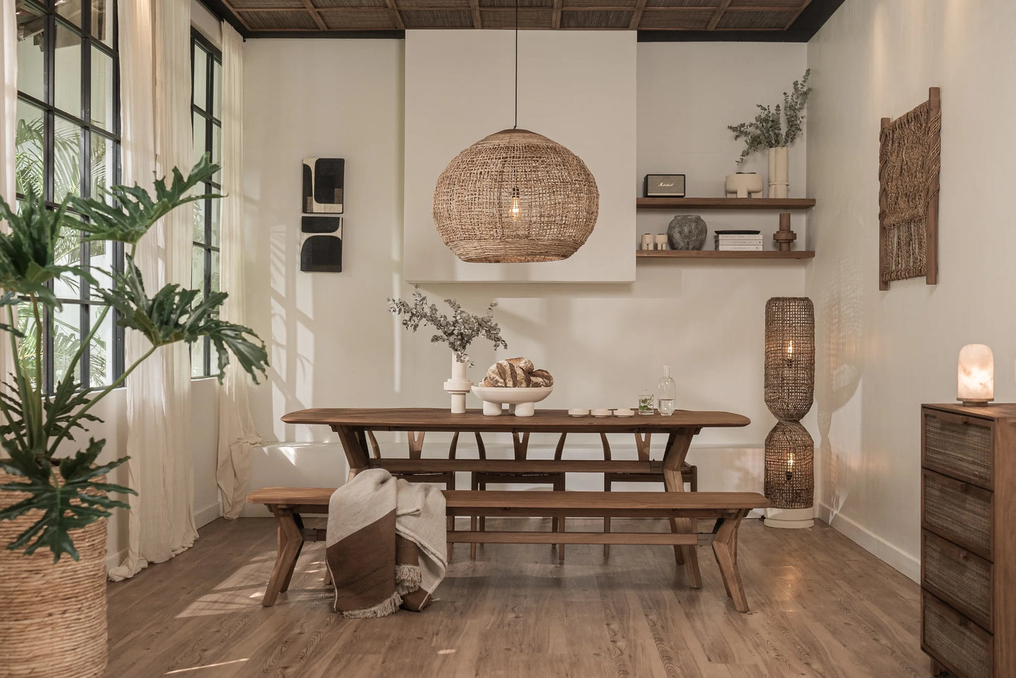 Table à Manger Kupu-kupu Ellipse | dBodhi