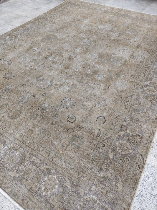 Vintnge Tabriz Rug | 9' 2" x 12' 11"