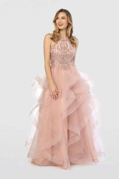 Level up your look with this captivating dress.