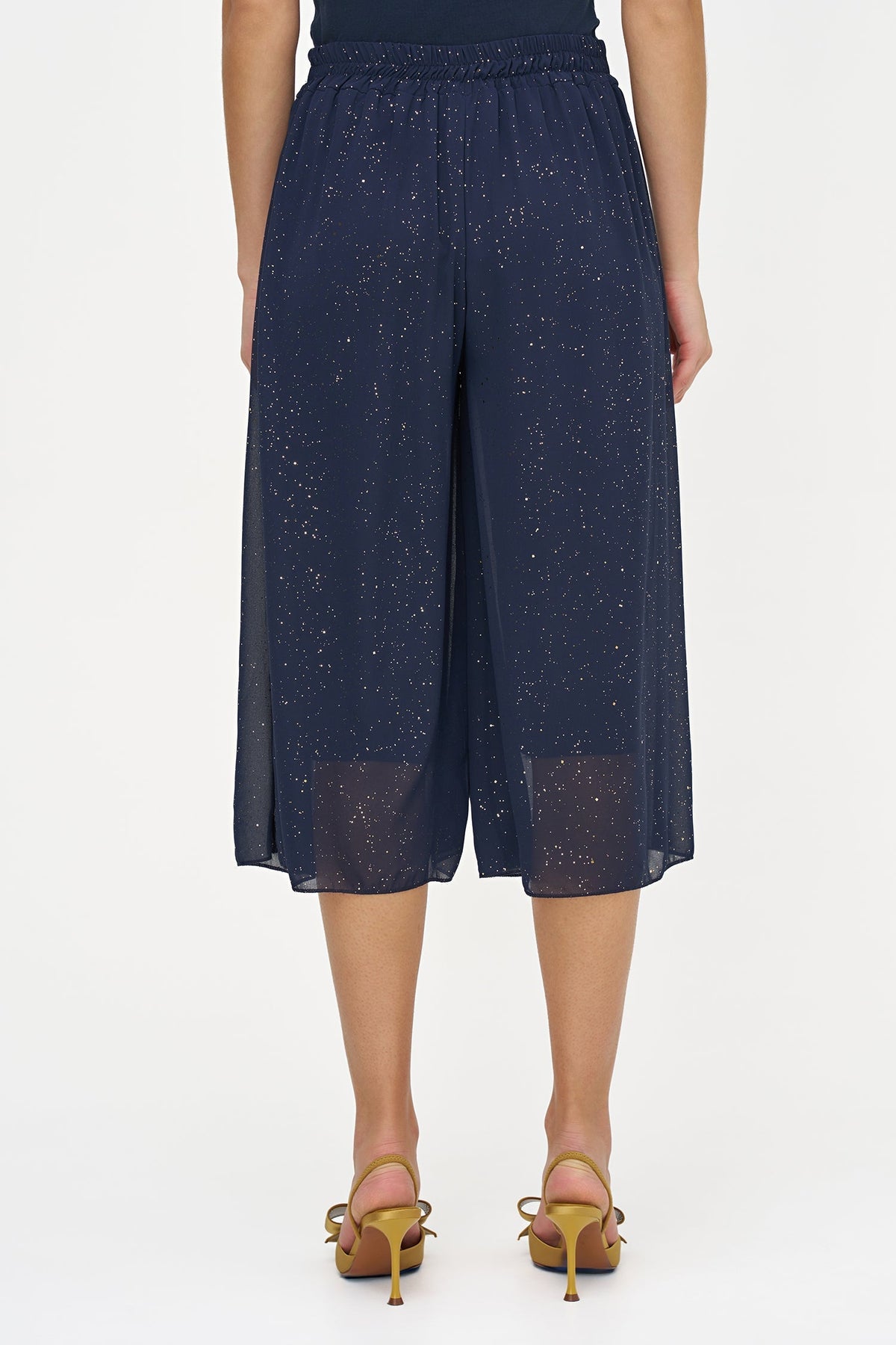 Women's Foil-Printed Woven Pull-On Gaucho Capri Pants