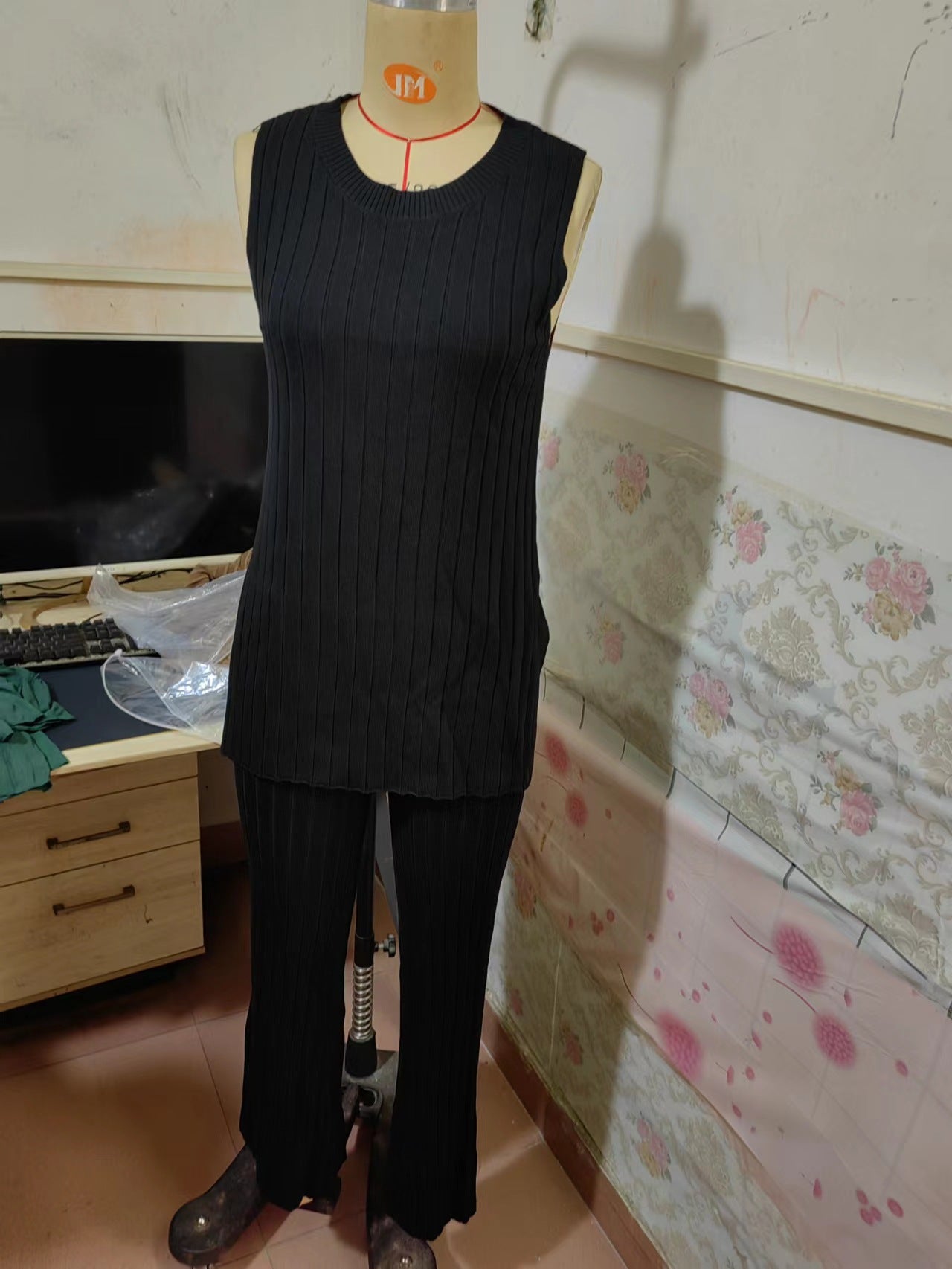 Women’s Ice Silk Knitted Sweater & Wide-Leg Pants Two-Piece Set – Casual Lounge Outfit