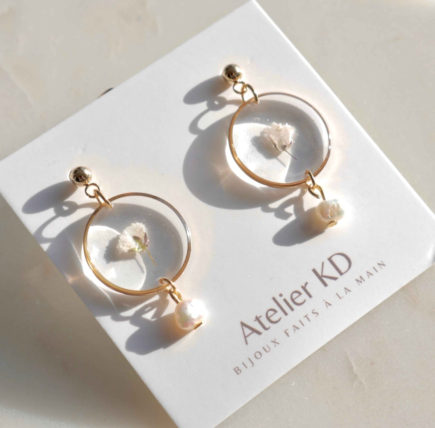 Boucles d’oreilles Perla - fleur de gypsophile - rond