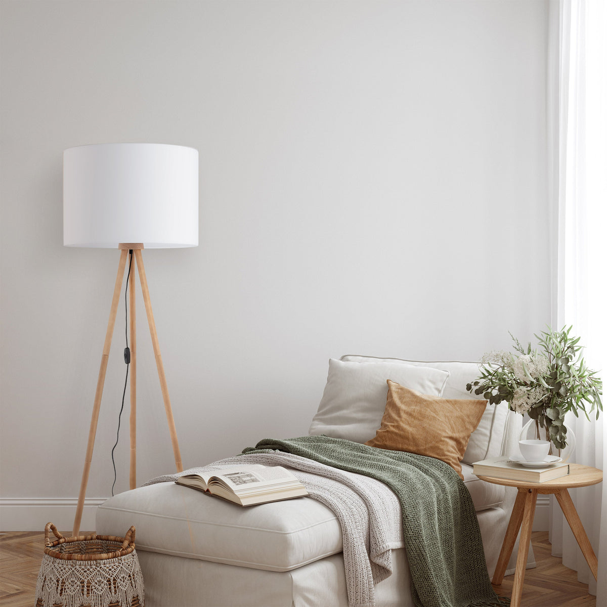 TOKYO Holz & Leinen Stehleuchte für Wohn- & Schlafzimmer