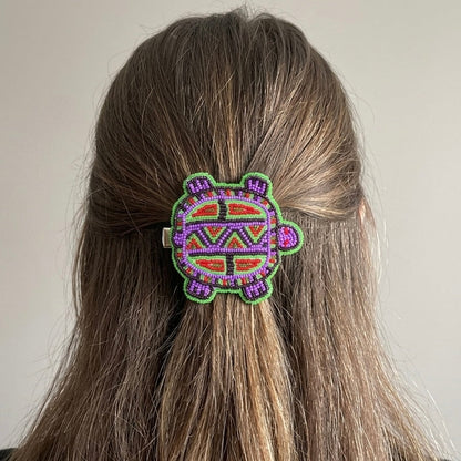Beaded turtle Barrette Green accent