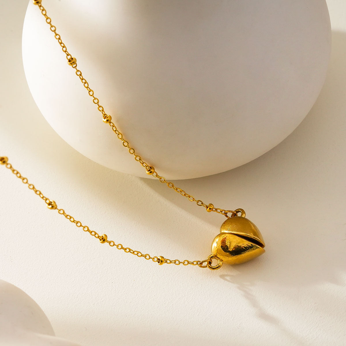 ABNA Gold: Together Forever Beaded Necklace – Separable Magnetic Mini Heart Pendant