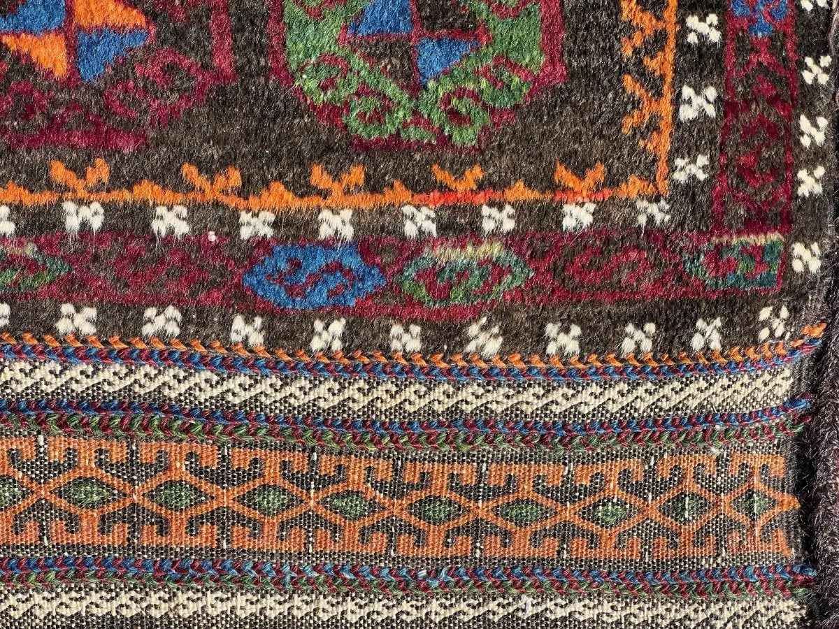 Antique Baluch Saddlebag  | 2' 7" x 3' 11"