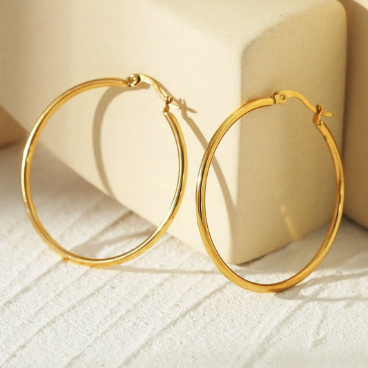 Style BIANCA Gold: Classic Essential Everyday Basic Round Gold Hoops. Available in 7 Sizes - 1cm to 6cm
