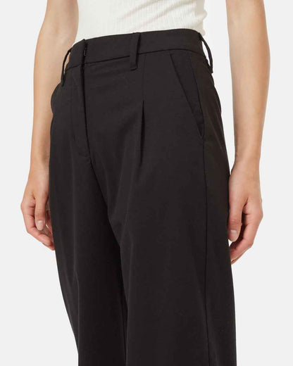 Soft EcoTwill Pleat Front Pant