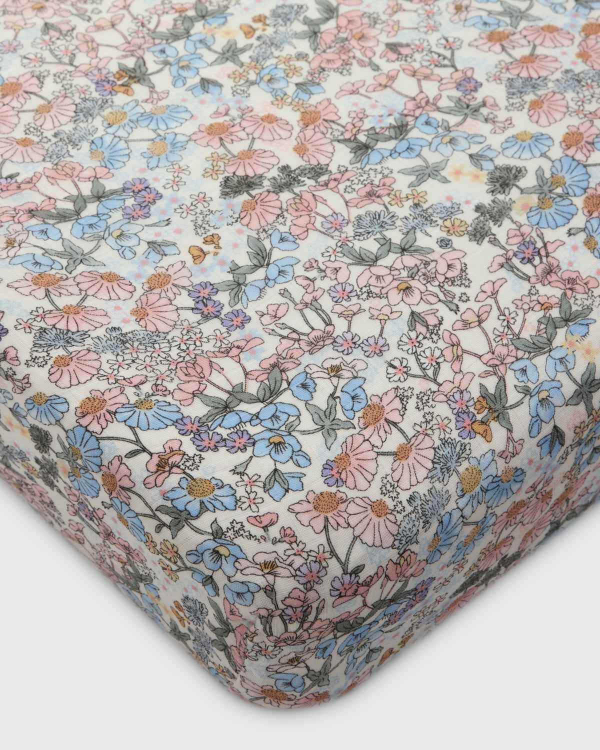 Muslin Fitted Crib Sheet - English Garden