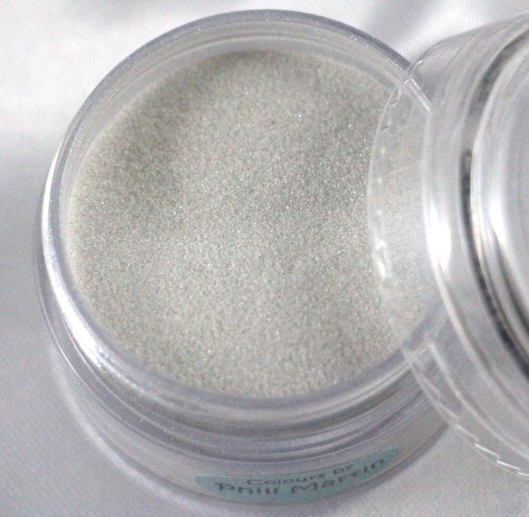 Cosmic Shimmer Embossing Powder