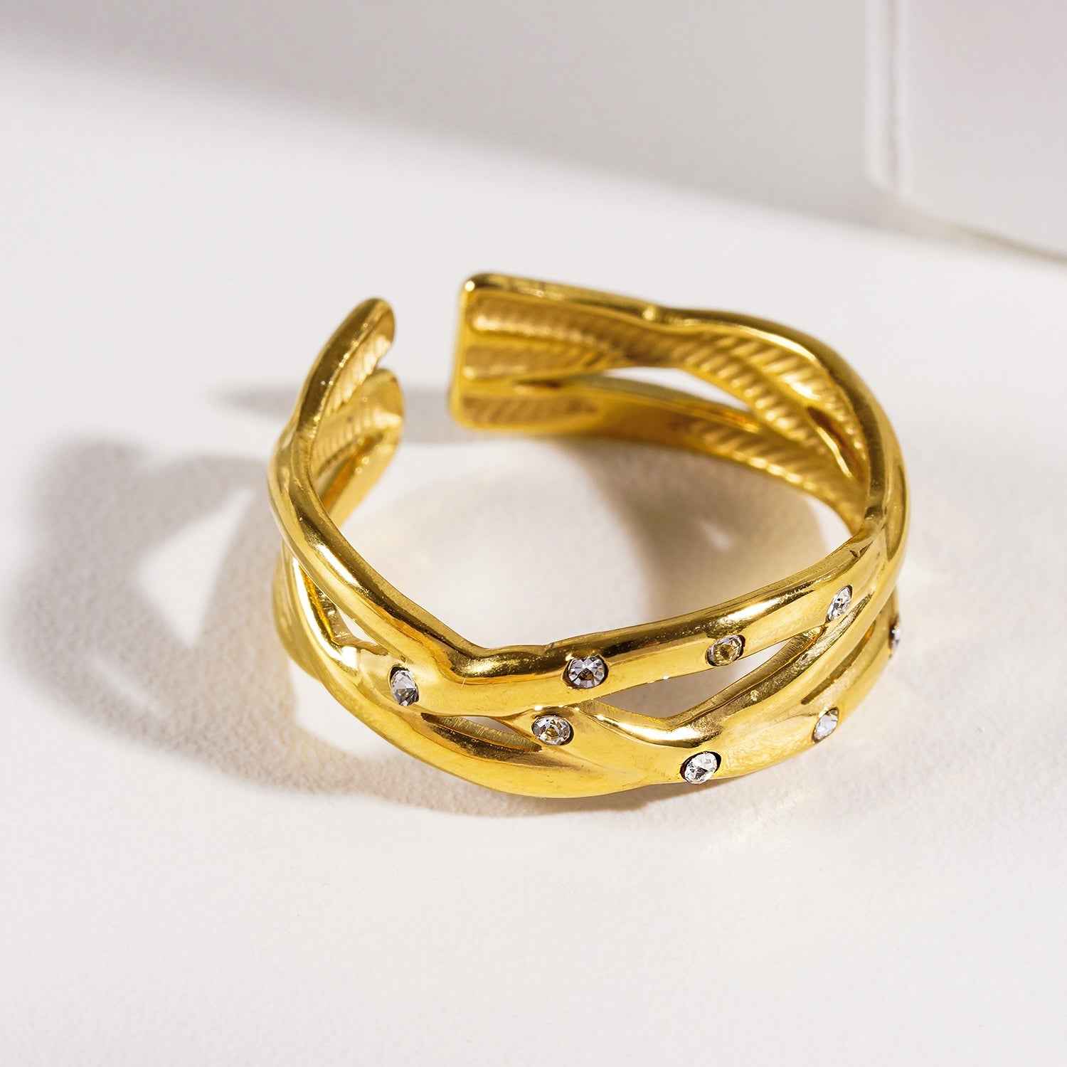 DARI: Intertwined Stacked Ring with Mini Zirconia Highlights