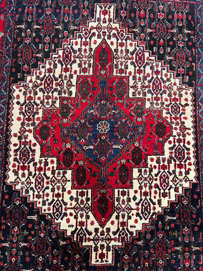 Persian Senneh Rug | 4' 2" x 5' 3"