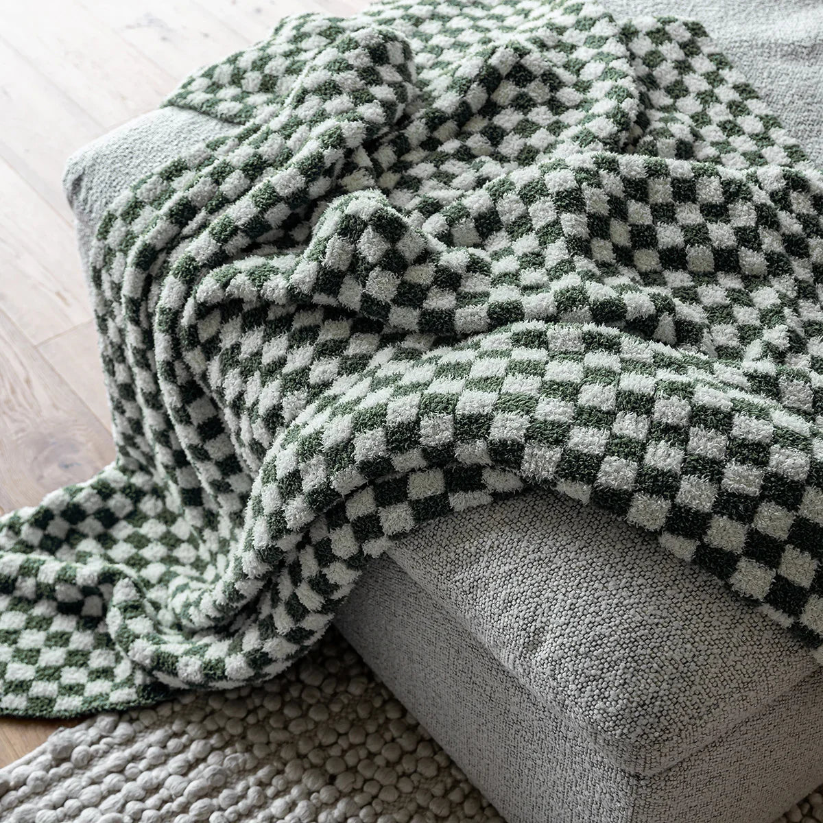 Baby's Breath & Forest Green Check Print Throw