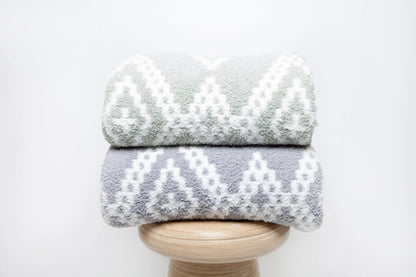 Grey & White Diamond Mosaic Print Extended Throw
