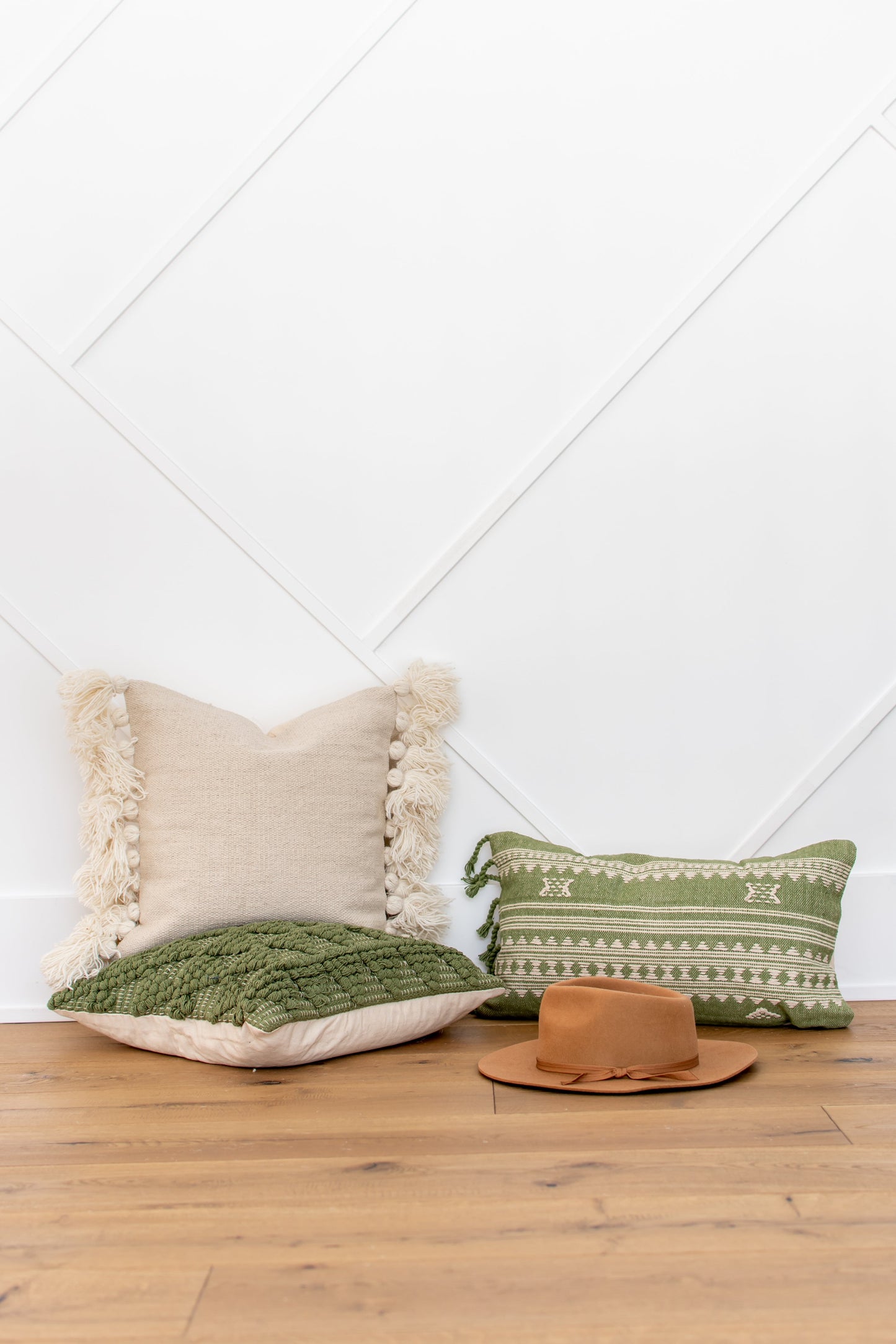BHUJODI PILLOW COVER - GREEN