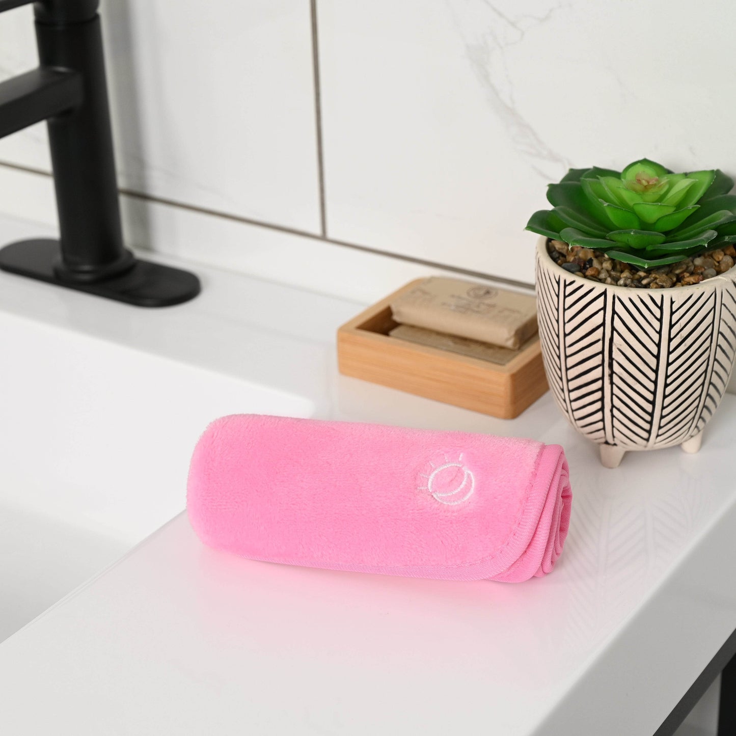 GlowAway Makeup Remover  Cloth Set