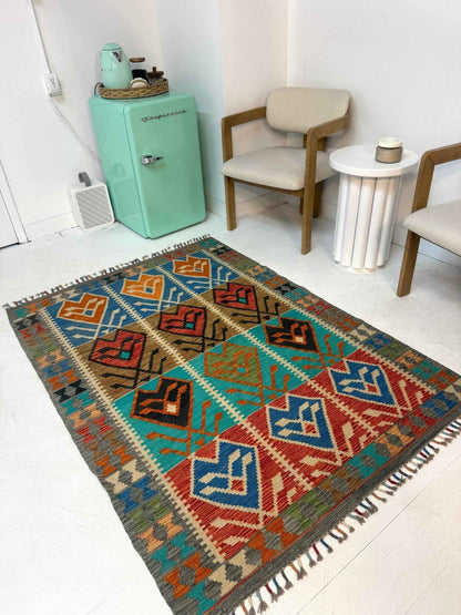 Afghan Maimana Kilim Rug | 4' 1" x 5' 9"