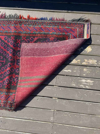 Antique Baluch Saddlebag | 2' 7" x 3' 11"