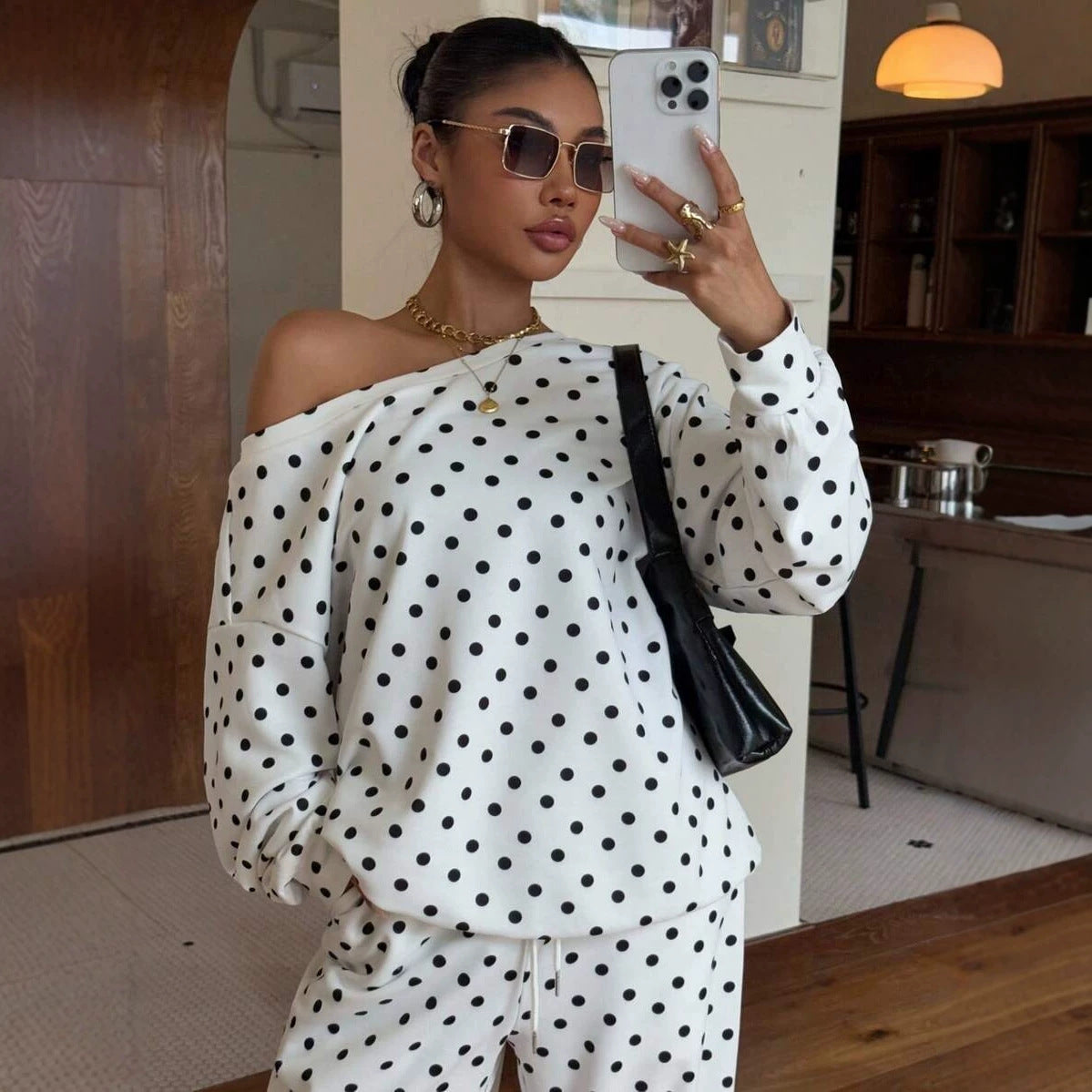 Women’s Polka-Dot Print Two-Piece Set – Long-Sleeve Sweatshirt & Loose-Fit Full-Length Pants