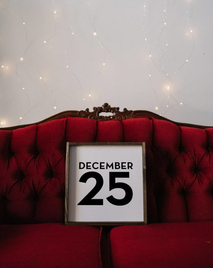 December 25 Wood Sign
