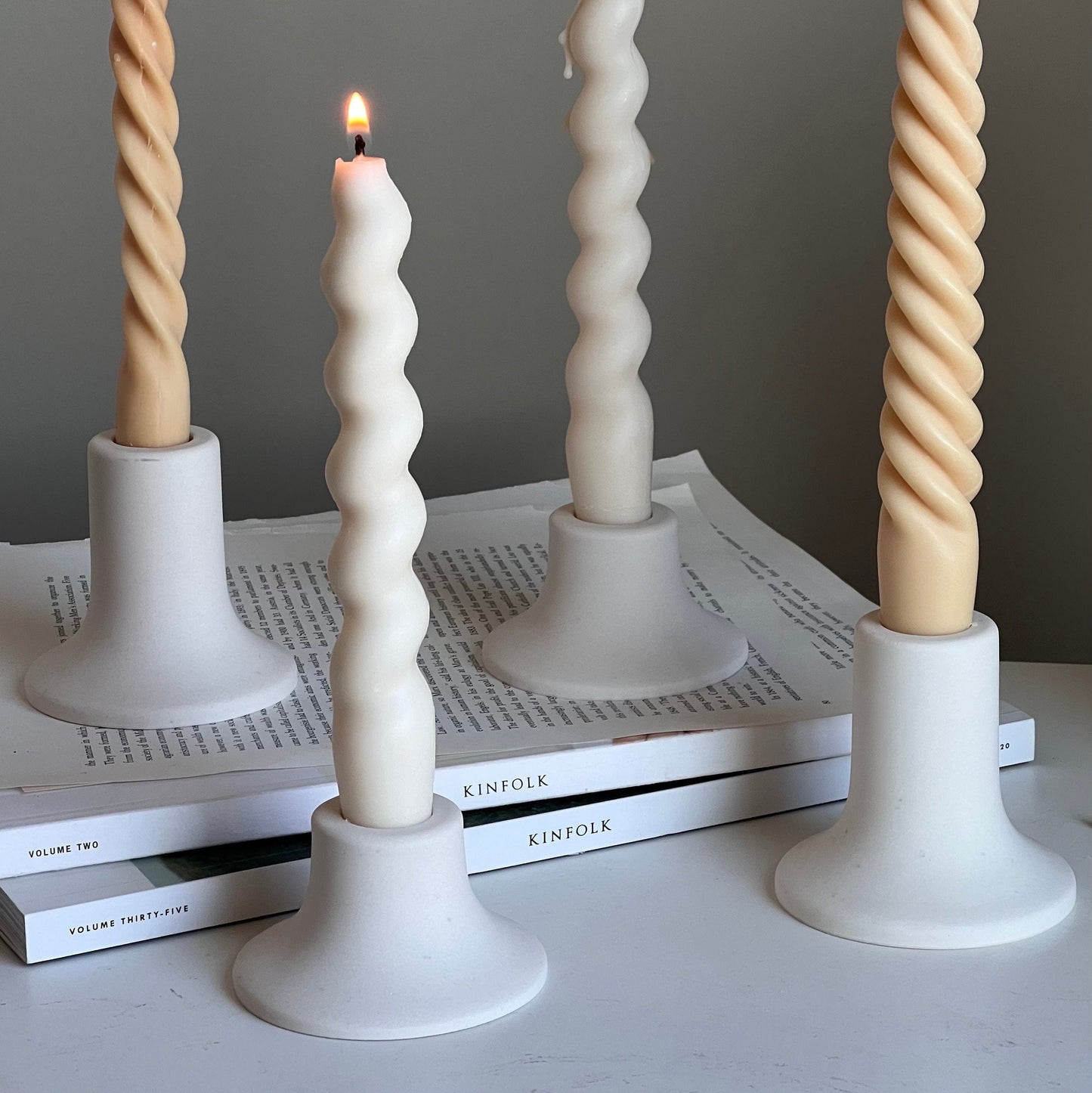 Round Jesmonite Candlestick Holder: Minimalist Table Decor