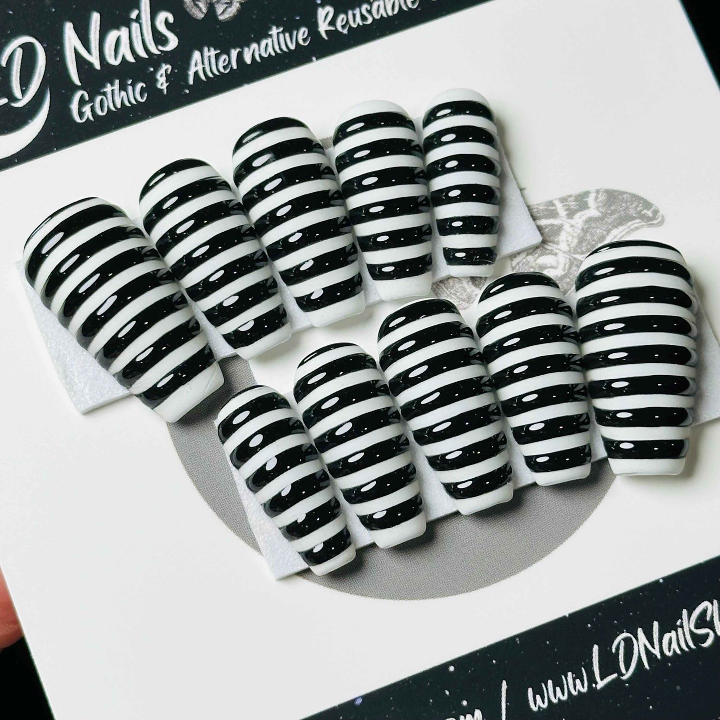 3D Stripe