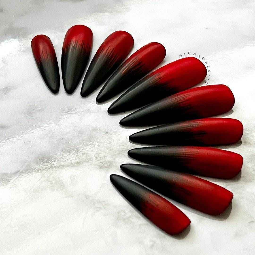 Red & Black Claws
