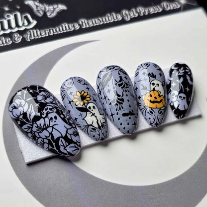 Ghostly Garden - Ghoulish Garden