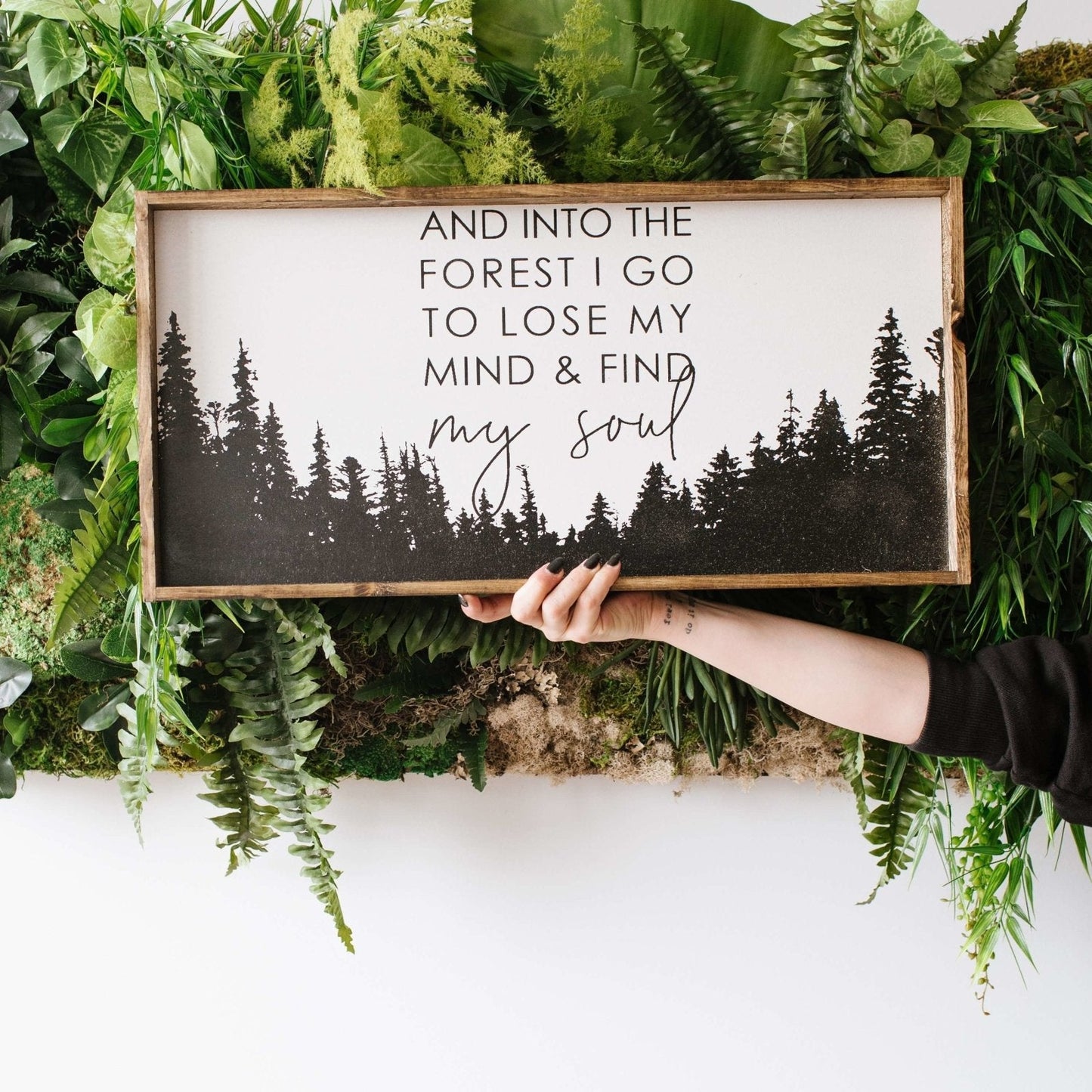 Into The Forest I Go Wood Sign - AURABAGS SHOP