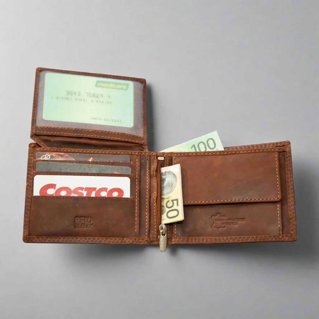 Greenwood Leather Men's Wallet. RFID-Blocking Oil Pull-Up Leather