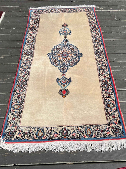 Persian Kashan Rug | 2' 4" x 4' 8"