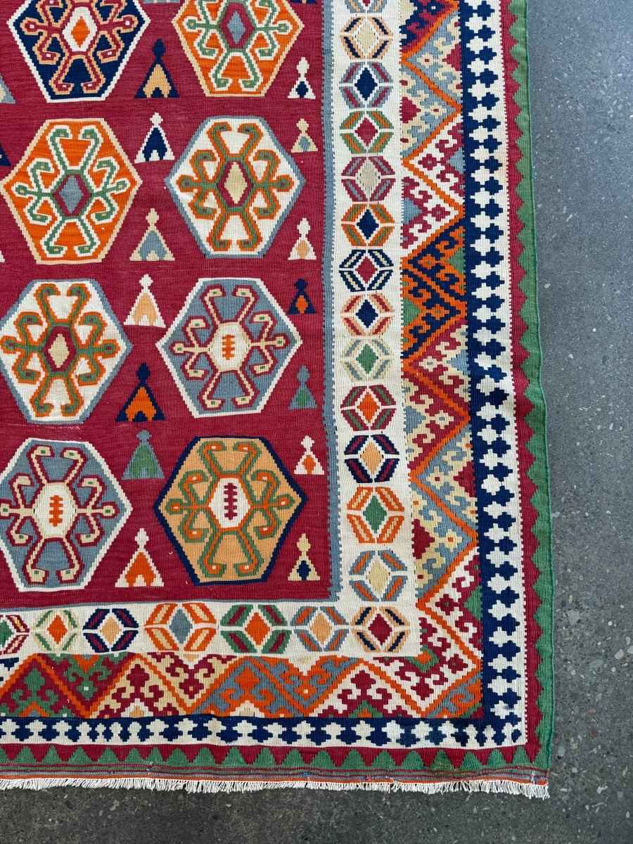 Persian Qashqai Kilim Rug |  5' 4" x 9' 2"