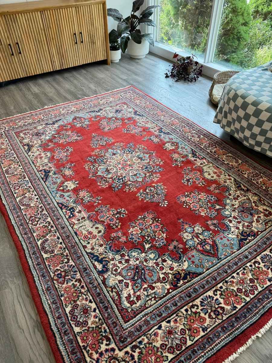Persian Sarouk Rug | 6' 1" x 8' 10"