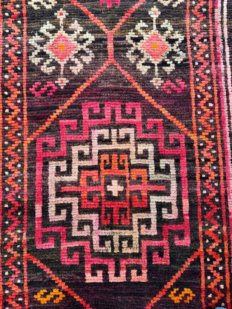 Persian Shahrebabak Runner Rug | 2' 8" x 10' 4"
