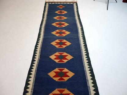 Persian Shiraz kilim Runner |  2' 8" x 9' 7"