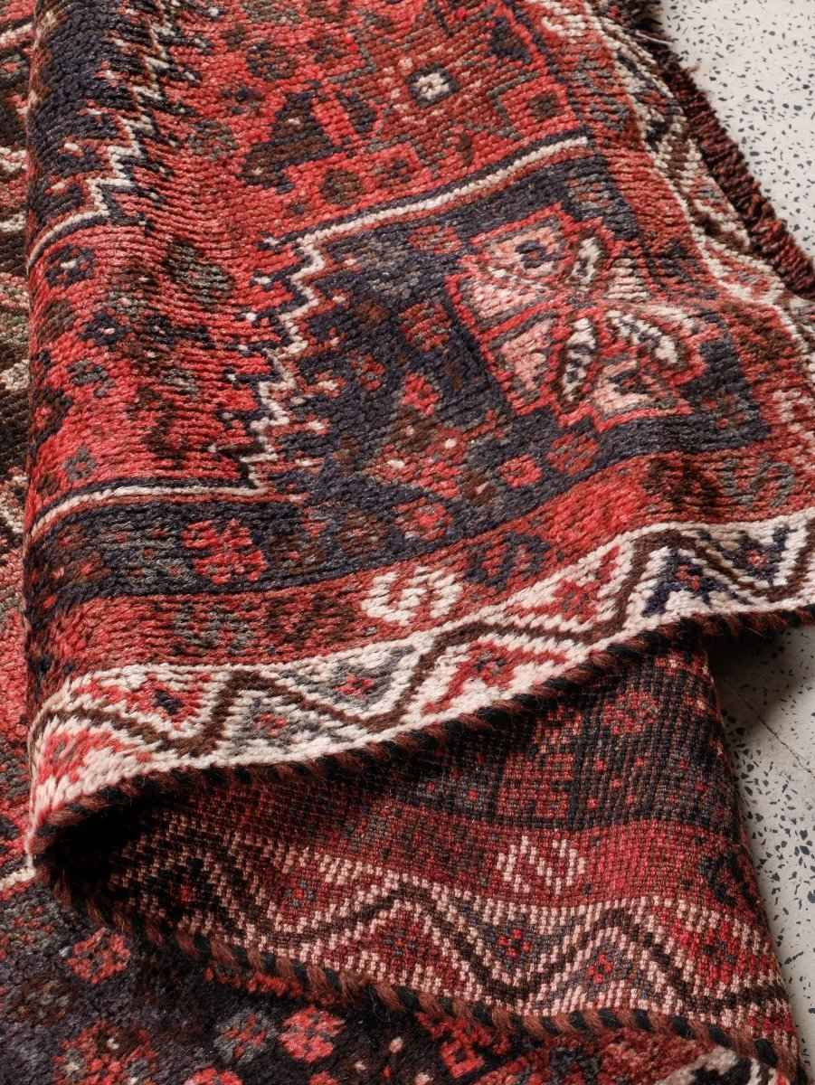 Persian Shiraz Rug | 3' 5” x 5' 3"