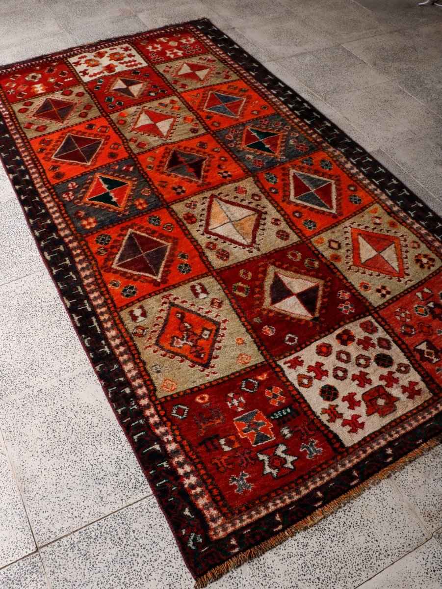 Persian Shiraz Rug | 4' 2” x 7' 10"