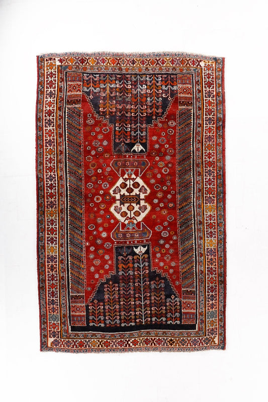 Persian Shiraz Rug | 5' 8" x 6' 10"