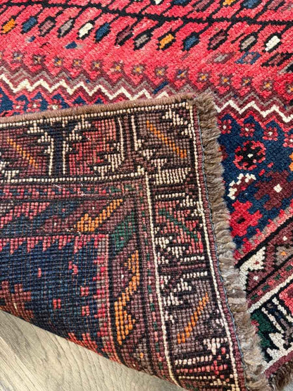 Persian Shiraz Rug | 6' 1" x 8' 6"
