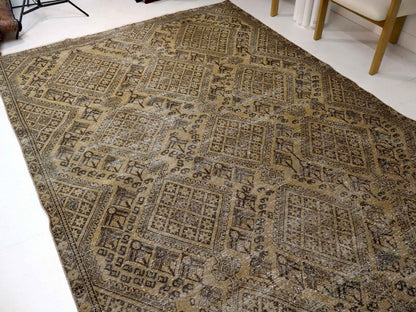 Persian Sirjan Rug | 6' 8” x 9' 11"