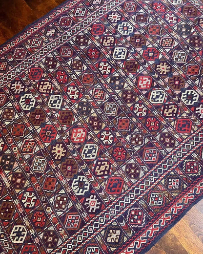 Persian Suzani Kilim | 5' 6" x 5'