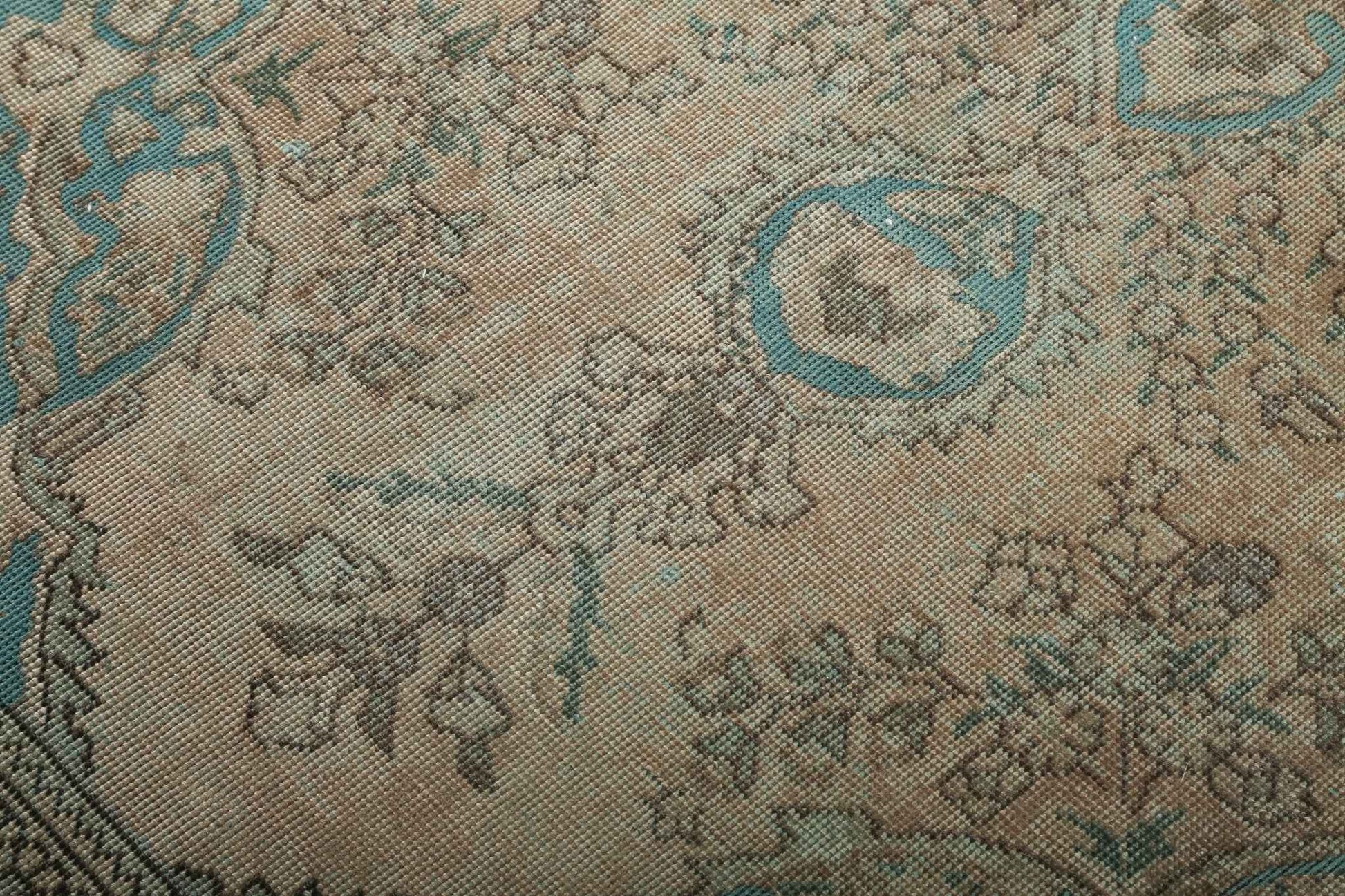 Persian Tabriz Rug | 5' 9" x 9' 1"