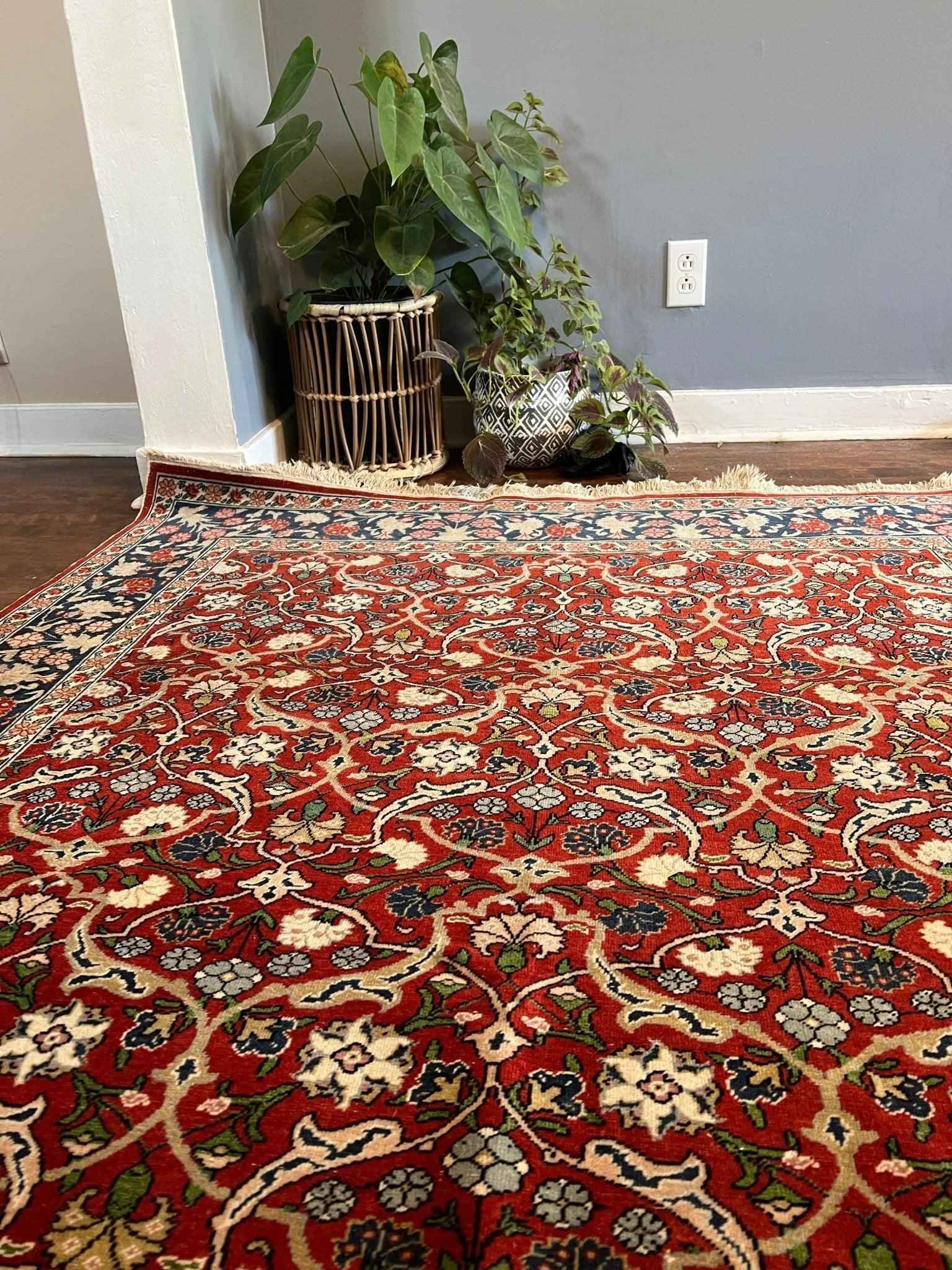 Signed Hereke rug|7’1”x4’8”